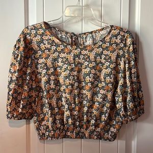 Floral Crop Top Size Medium